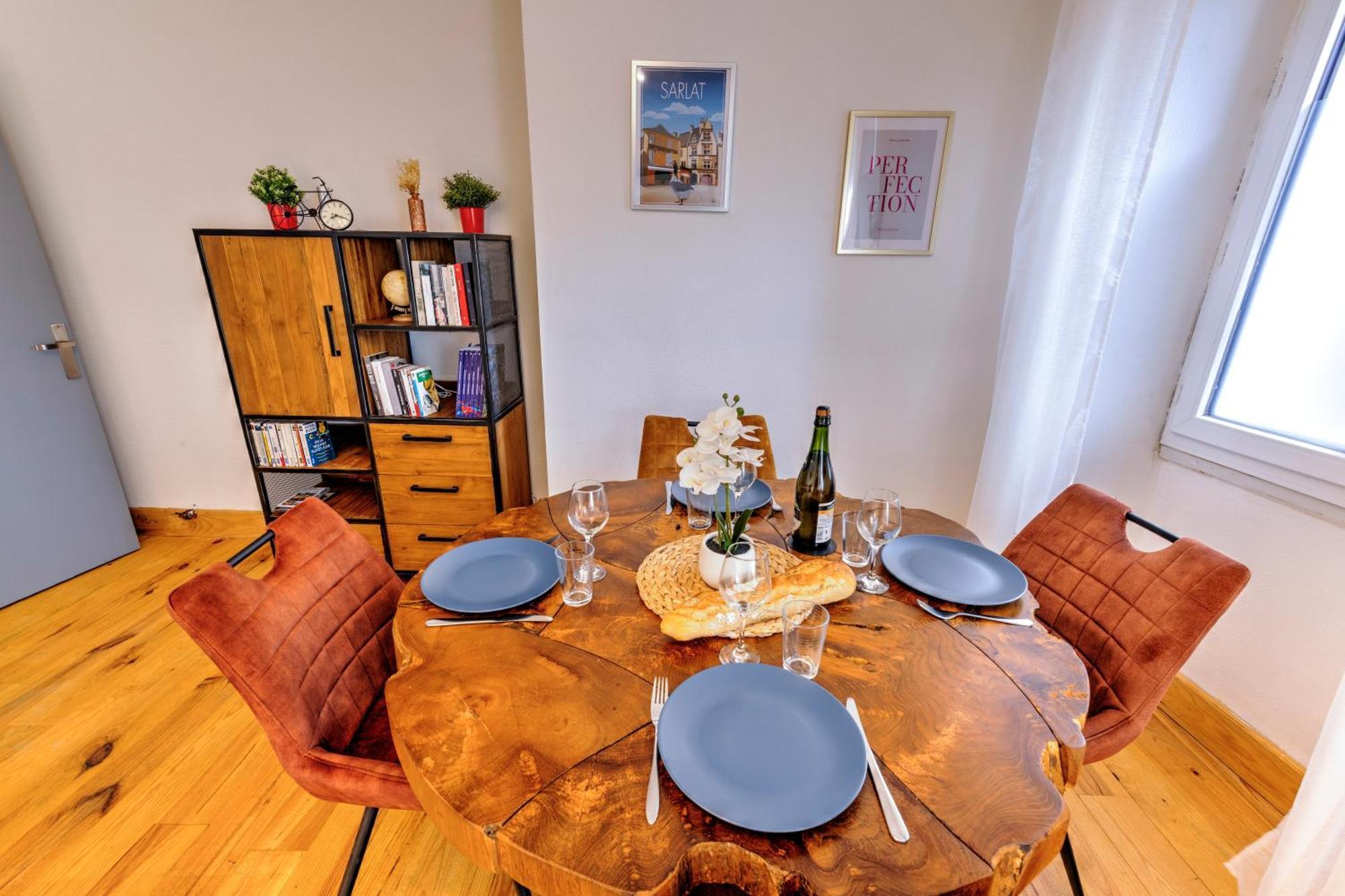 3 Pieces, Climatise, Calme, 100M Du Centre, Parking, "Lyriade" 사흘라 라 카네다 외부 사진